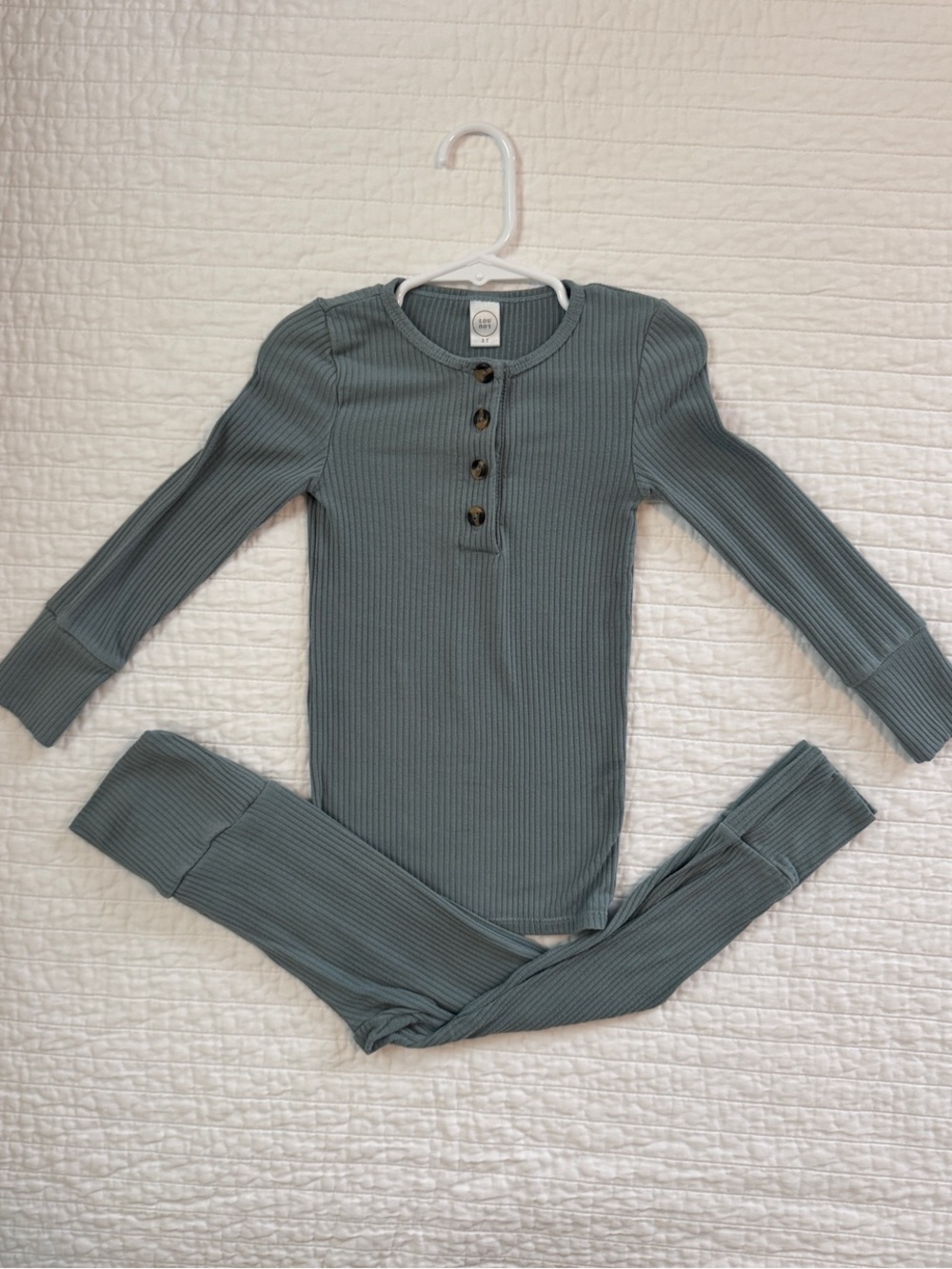 Lou Lou & Company Ribbed Two-Piece Pajama Set in Sage